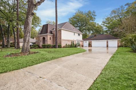 6723 Apple Valley Lane Houston TX 77069