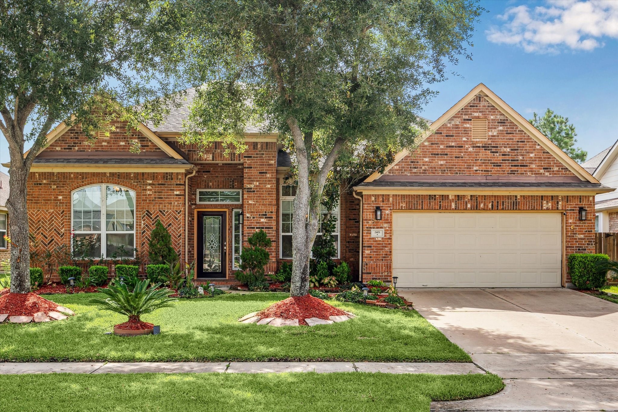 2401 Harbor Chase Drive Pearland TX 77584