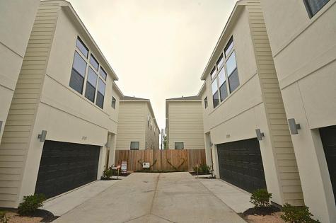 2131 Engelmohr Street Houston TX 77054