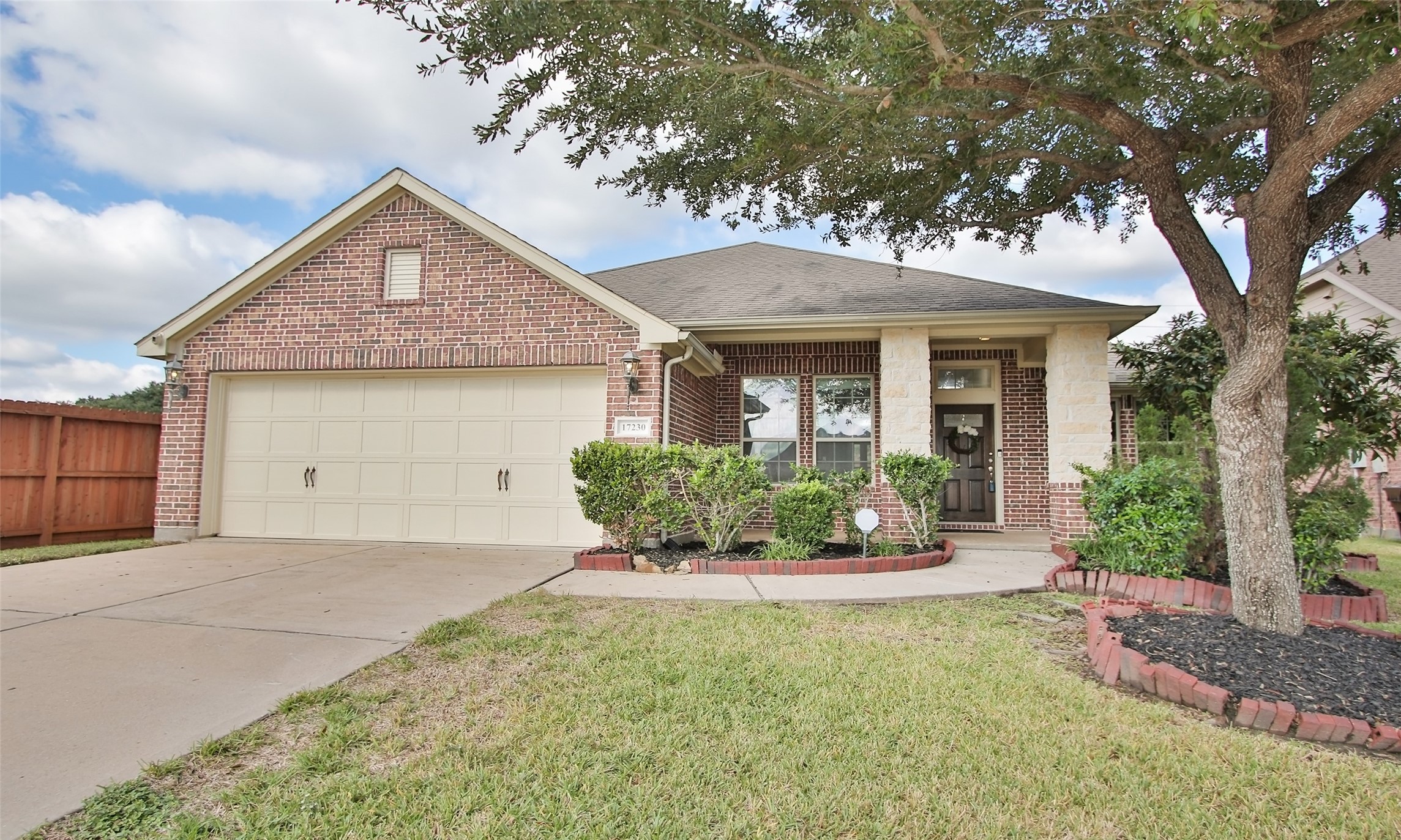 17230 Pine Hollow Landing Court Houston TX 77084