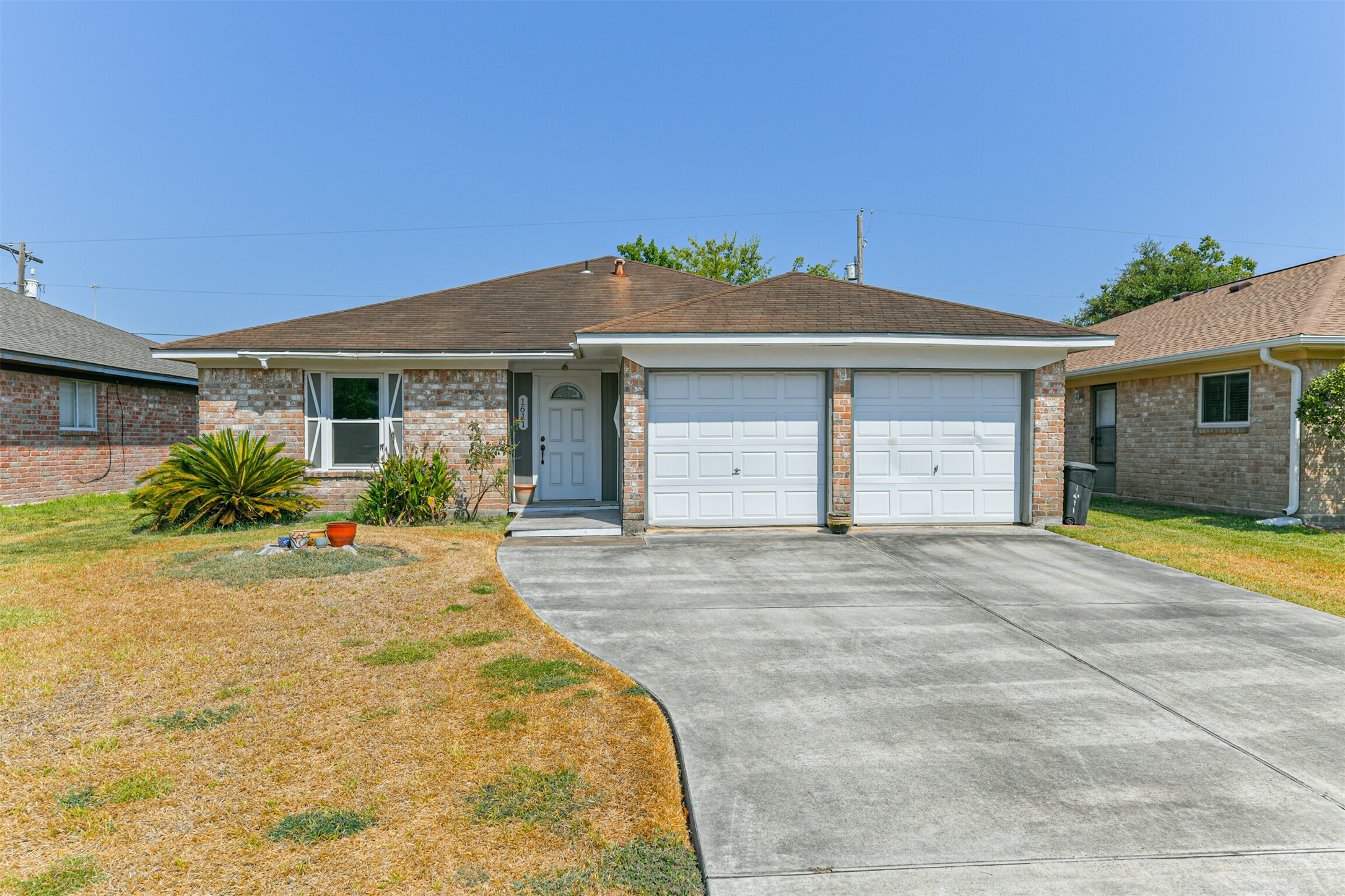 1611 Canary Circle League City TX 77573