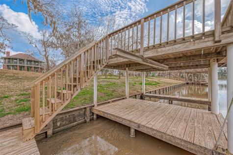 5977 County Road 961 Brazoria TX 77422