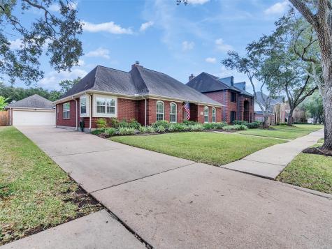 1815 High Gate Court Sugar Land TX 77478