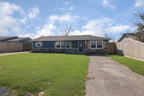 2206 Hillshire Drive Deer Park TX 77536