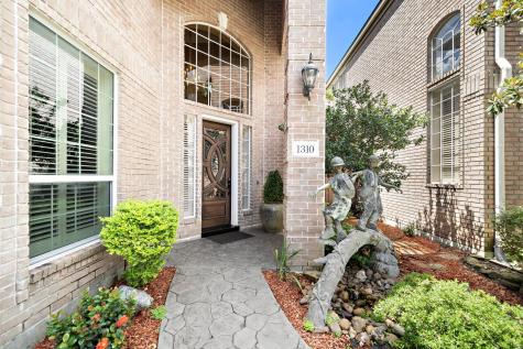 1310 Whispering Pines Drive Houston TX 77055