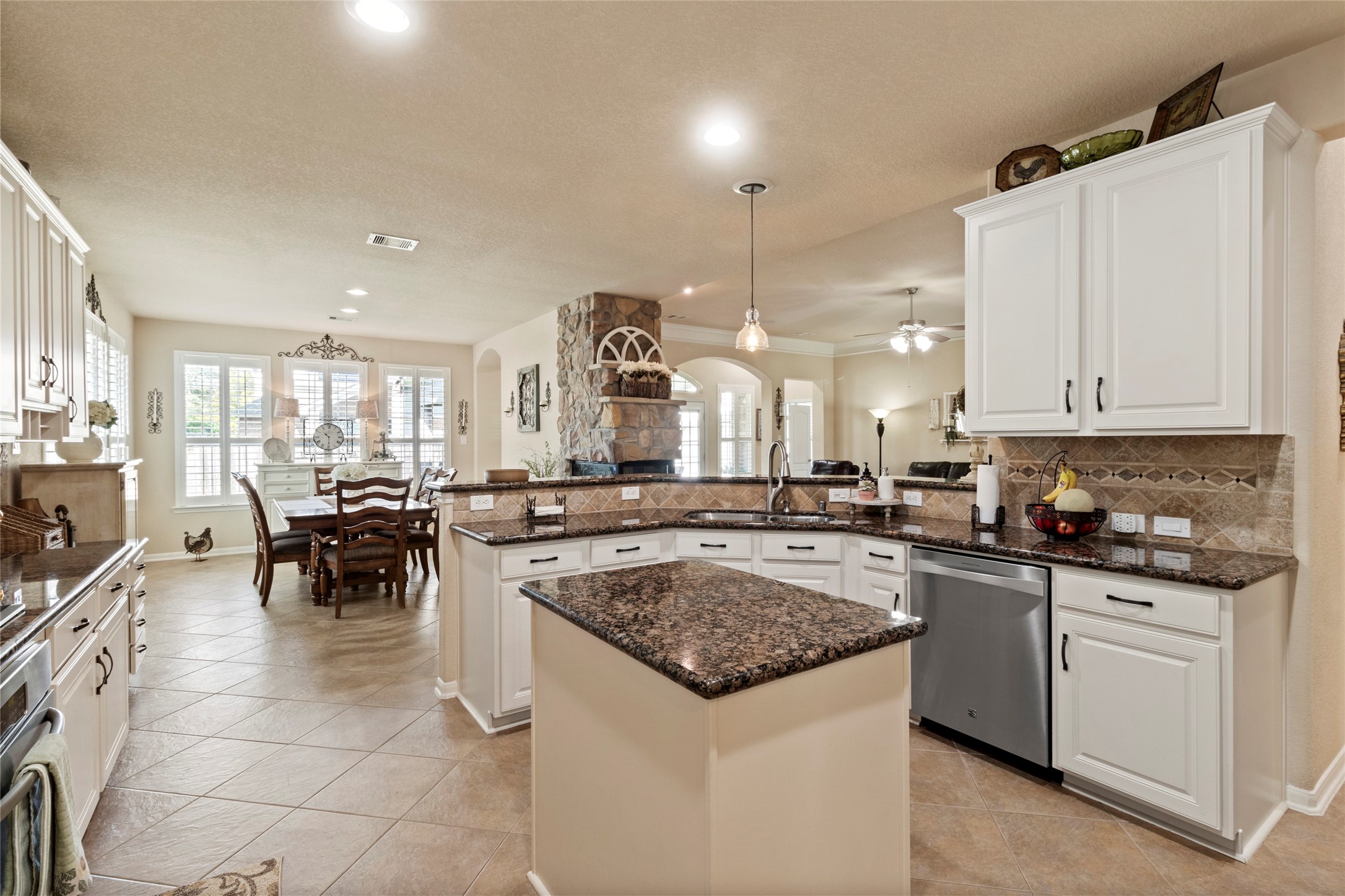 6125 Southwell Lane League City TX 77573
