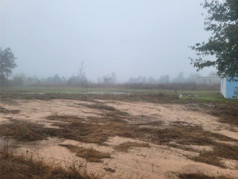 127 Road 5132 Cleveland TX 77327