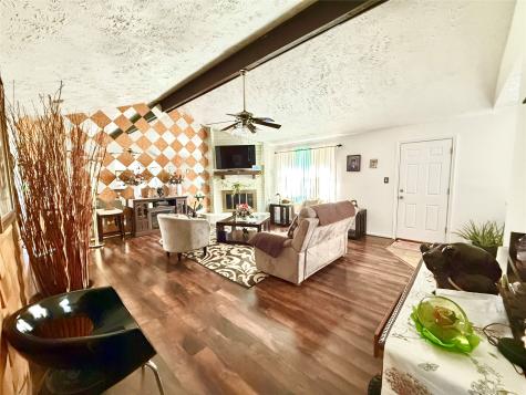 1303 Sterling Green Court Houston TX 77015