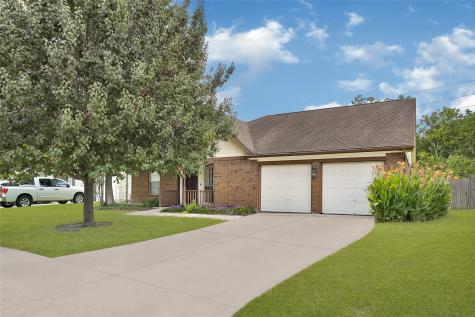 2215 Saradon Drive Sugar Land TX 77478