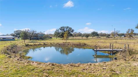1210 County Road 32 Angleton TX 77515