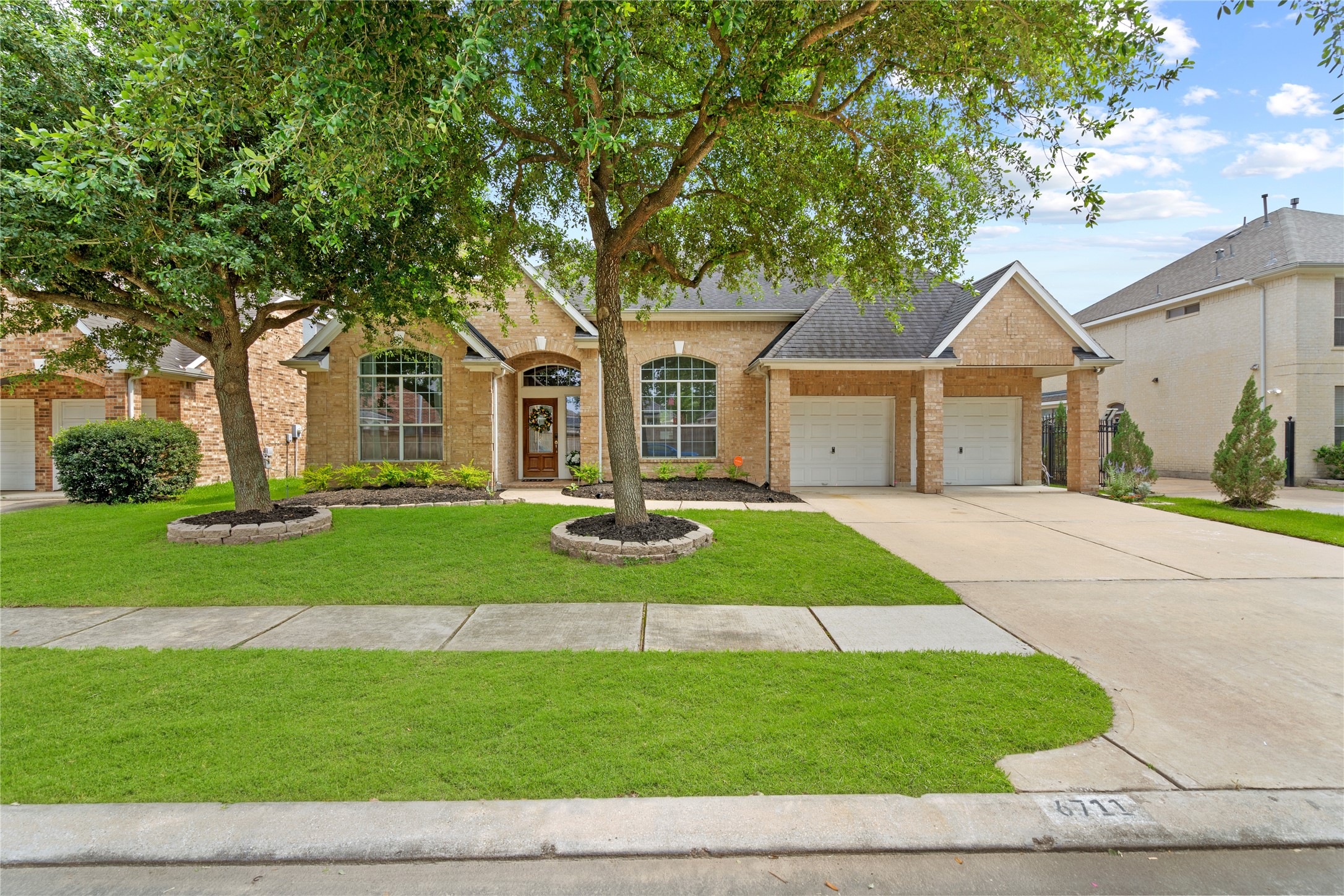 6711 Felicia Oaks Trail Houston TX 77064
