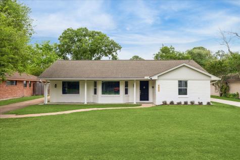 4402 Waynesboro Drive Houston TX 77035