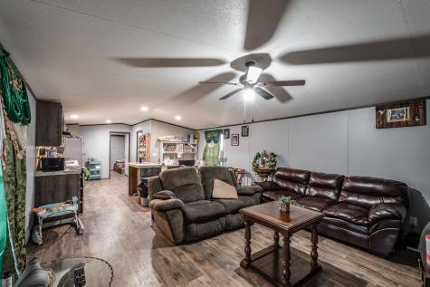 905 Road 5500 Cleveland TX 77327