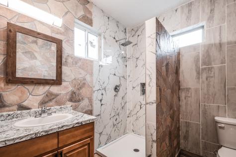 905 Road 5500 Cleveland TX 77327