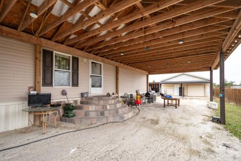 905 Road 5500 Cleveland TX 77327