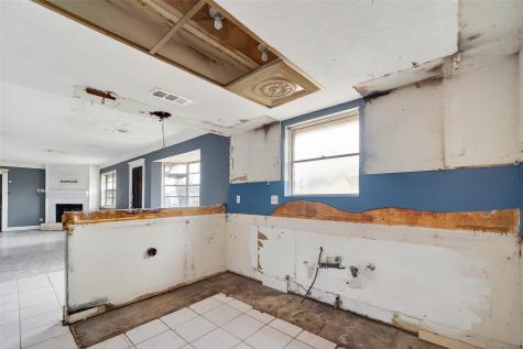 8438 Gallahad Street Houston TX 77078