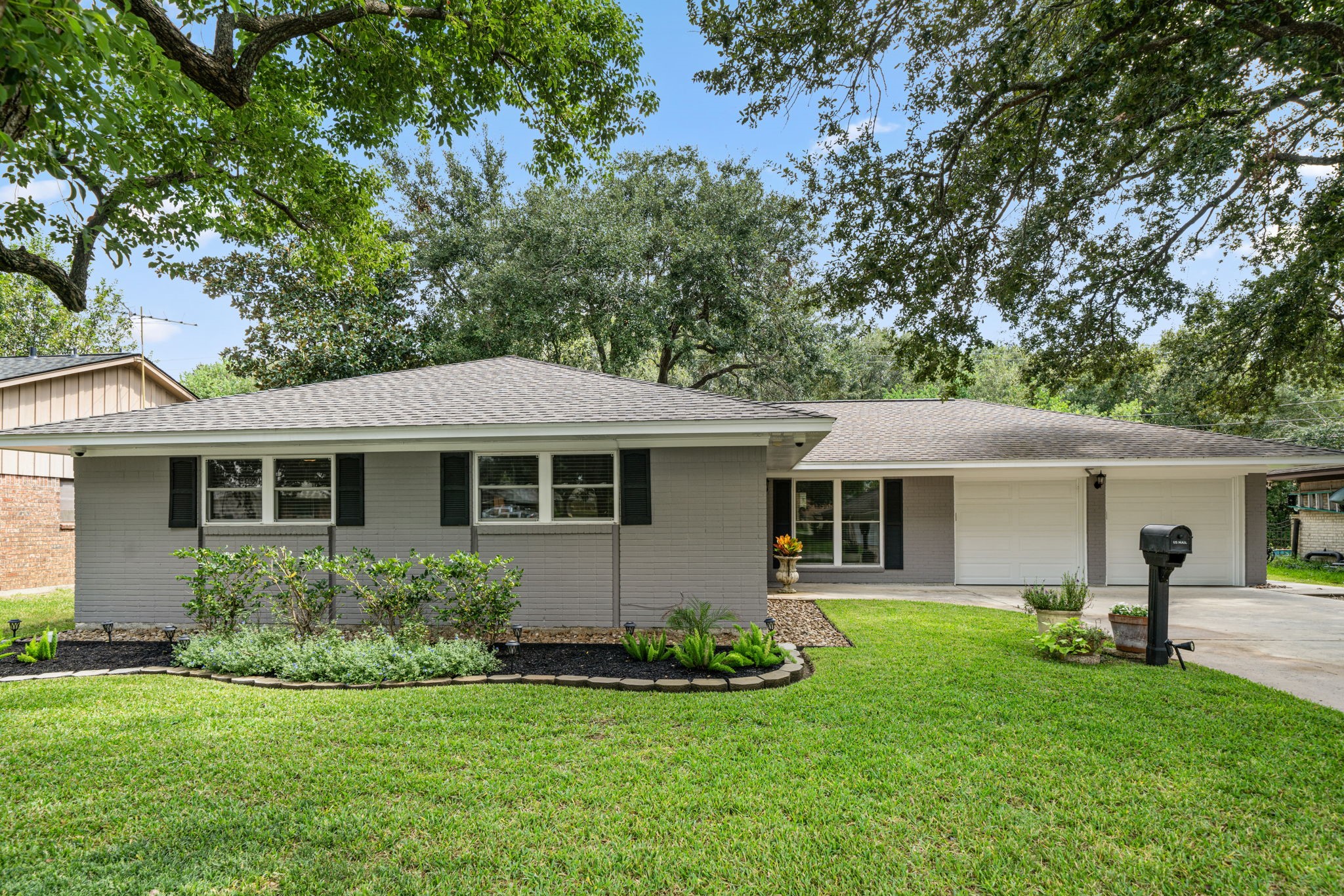 1803 Happy Valley Drive Baytown TX 77520