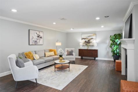 5027 Bayou Vista Drive Houston TX 77091