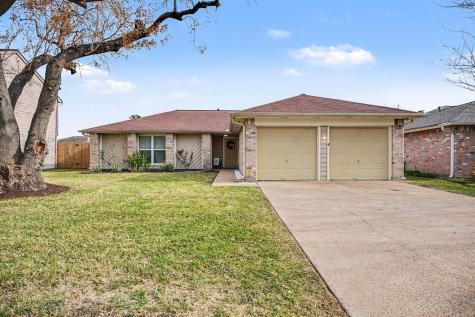 754 Sugar Hill Drive La Porte TX 77571