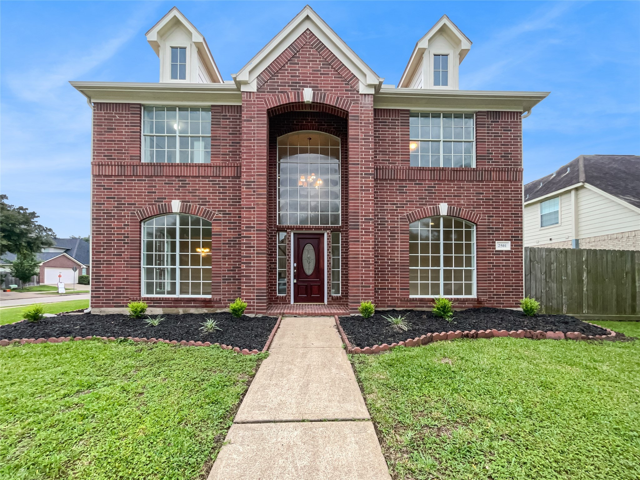 2501 Dixie Woods Drive Pearland TX 77581
