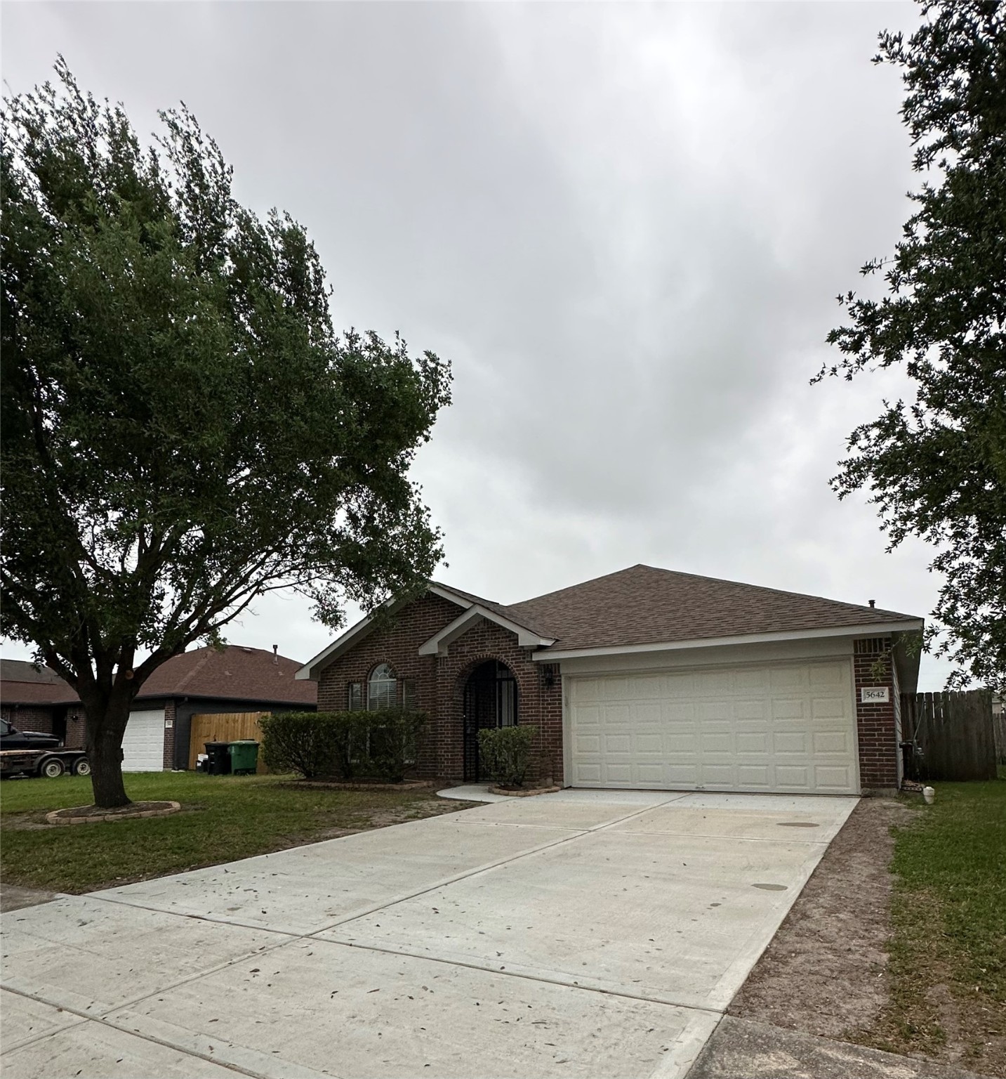 5642 Park Village Drive Houston TX 77048
