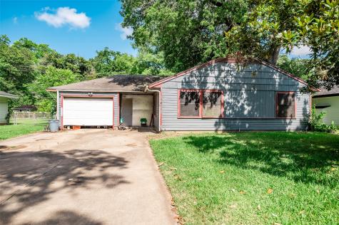 913 Magnolia Street Lake Jackson TX 77566