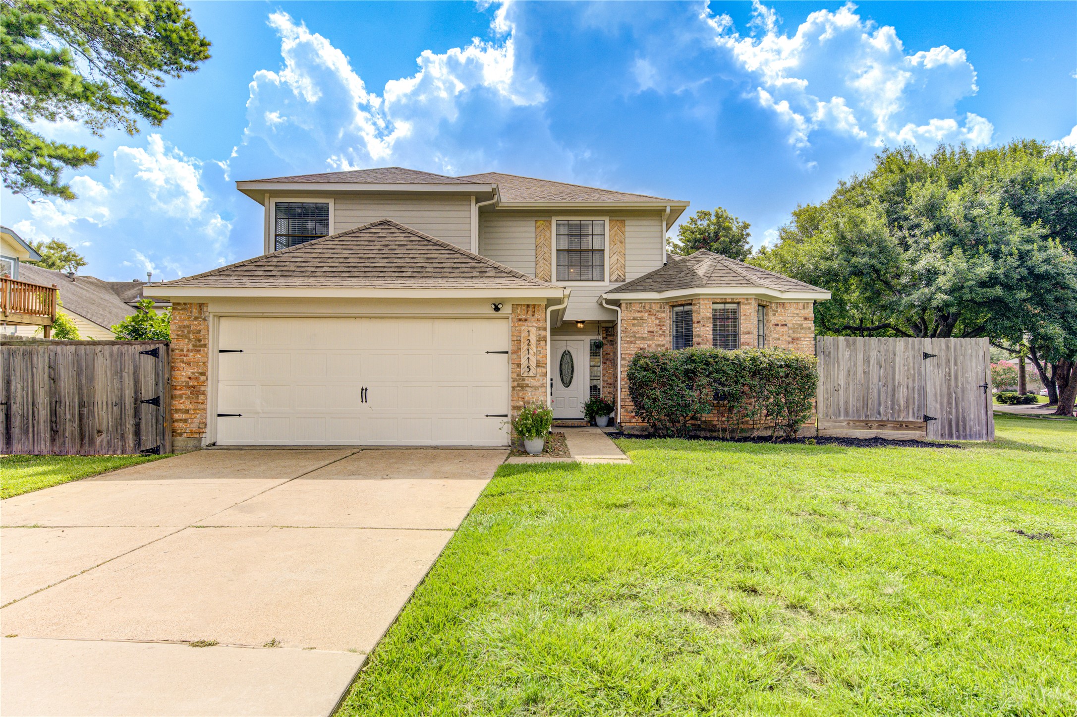 12115 Pender Lane Meadows Place TX 77477