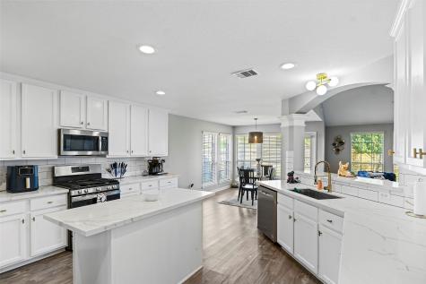 2304 Megellan Point Lane Pearland TX 77584