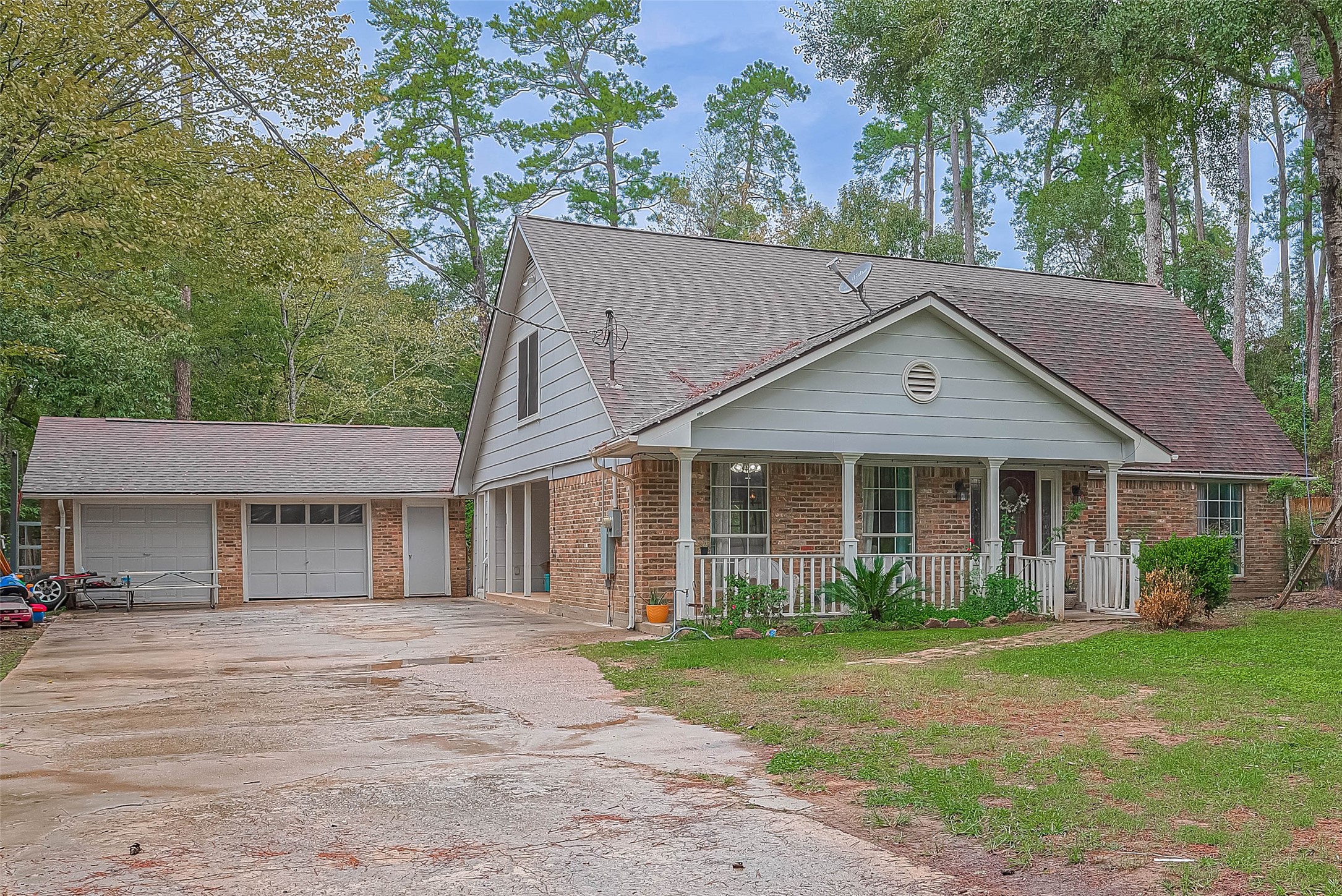 510 W Rollingwood Street Pinehurst TX 77362