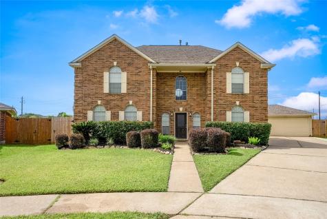 114 Summer Winds Drive La Porte TX 77571