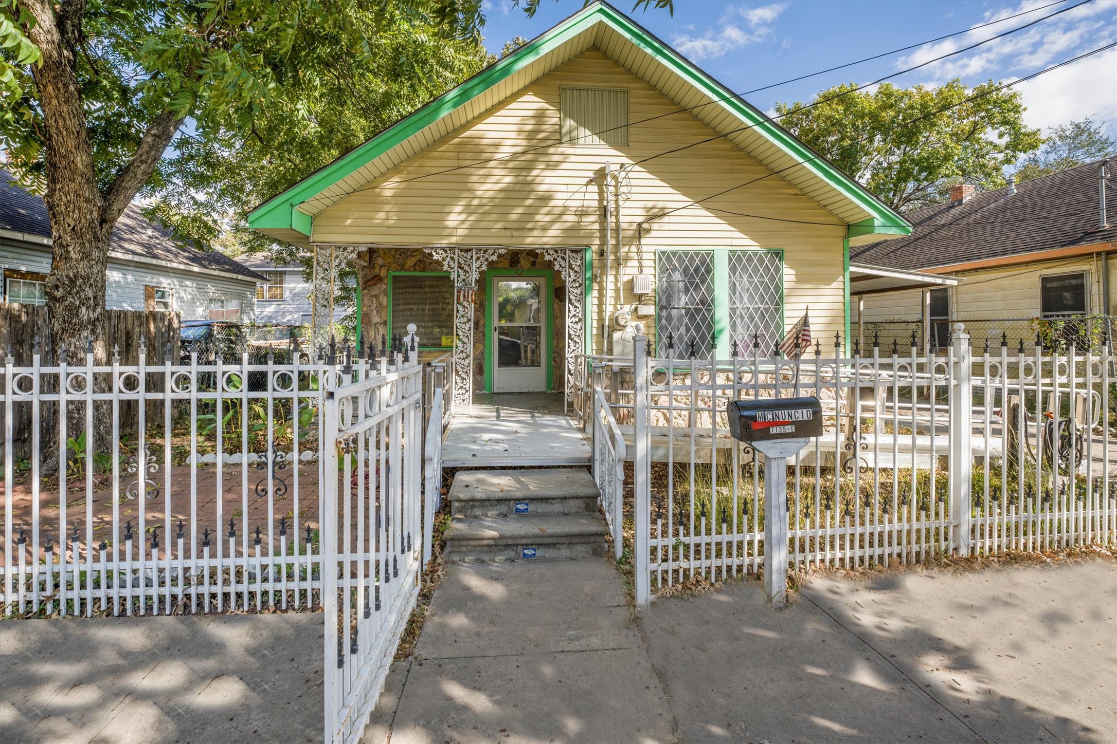 7135 Avenue E Houston TX 77011