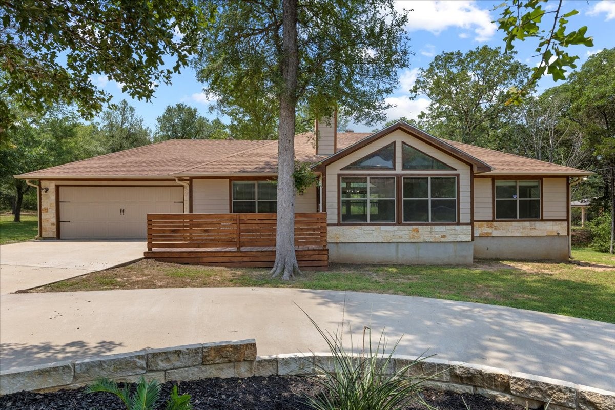 216 Kaelepulu Drive Bastrop TX 78602