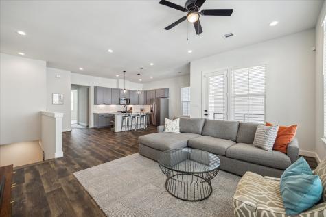 5723 White Magnolia Street Houston TX 77091