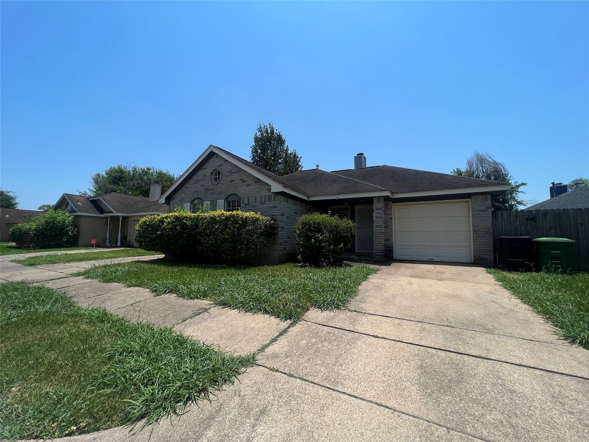 6323 Southwood Court N Houston TX 77035