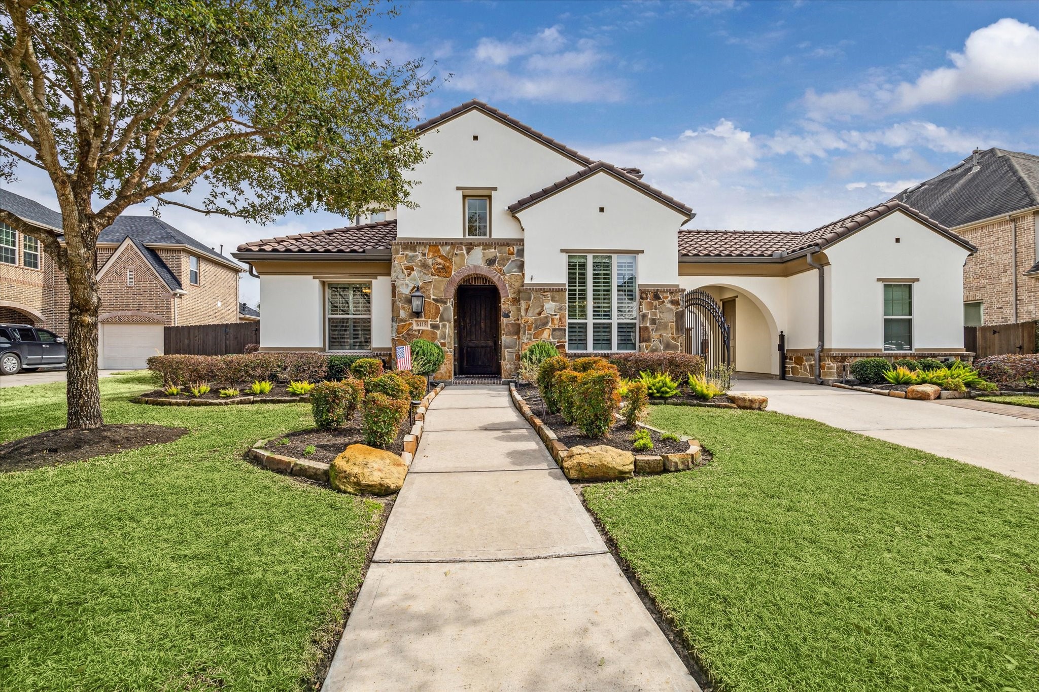 6115 Majestic Pines Drive Kingwood TX 77345