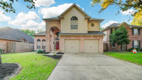 2231 Village Dale Avenue Houston TX 77059