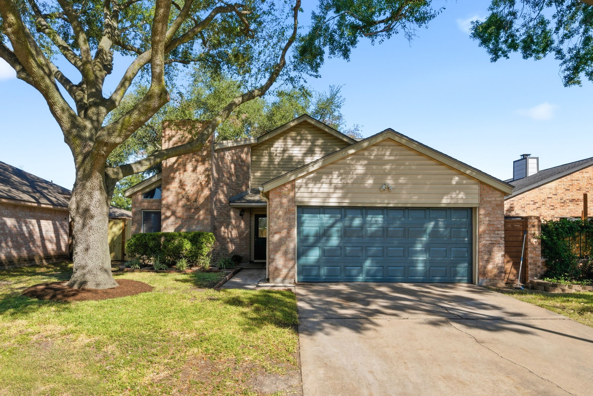 12014 S Youngwood Lane Houston TX 77043