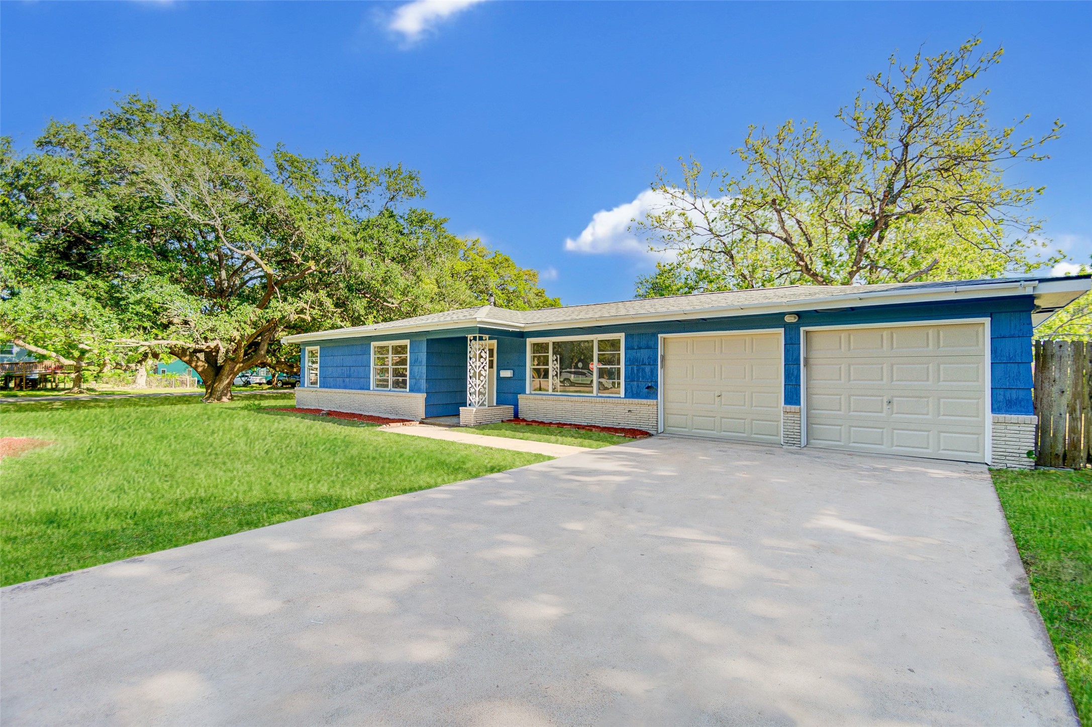 2915 Fannin Street La Marque TX 77568