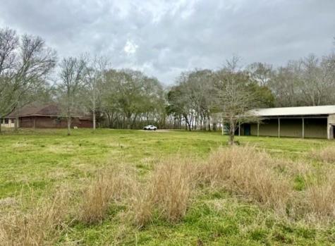 327 County Road 735 Angleton TX 77515