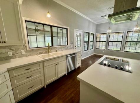 327 County Road 735 Angleton TX 77515