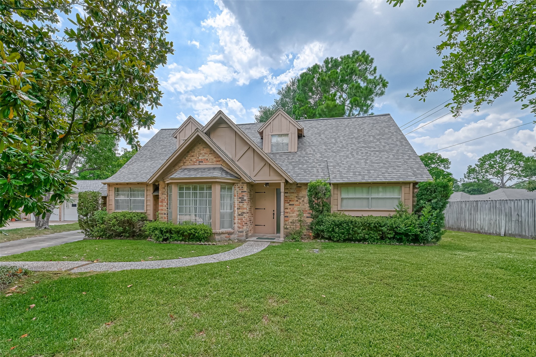 2835 Triway Lane Houston TX 77043