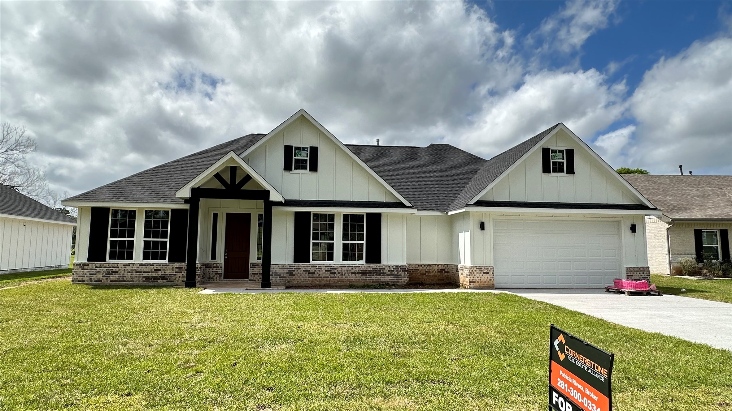 423 S Amherst Drive West Columbia TX 77486