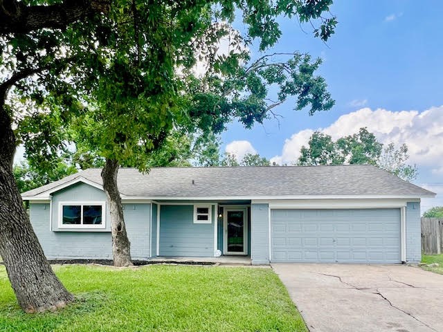 5203 Maple Drive Baytown TX 77521