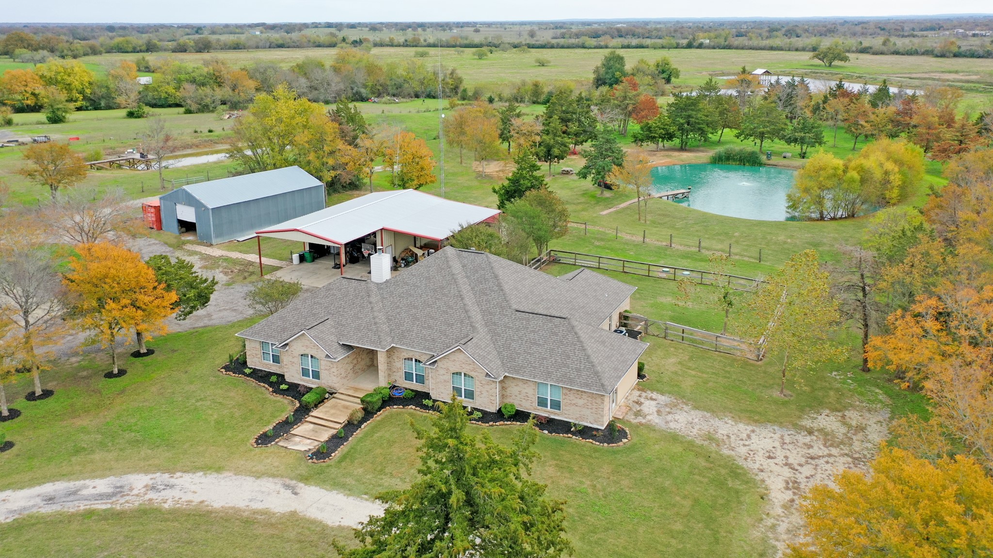 1990 Eastridge Lane Madisonville TX 77864