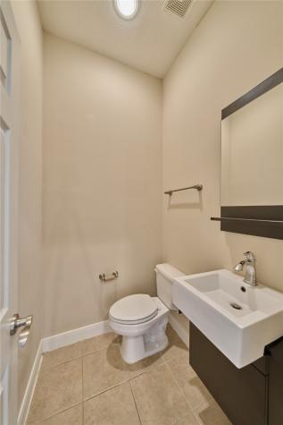 2526 Bevis Street Houston TX 77008