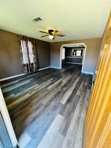 309 Aycock Street Clute TX 77531