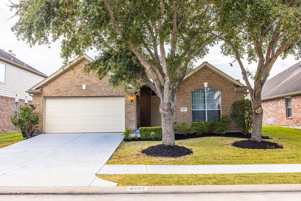 5507 Persimmon Pass Richmond TX 77407