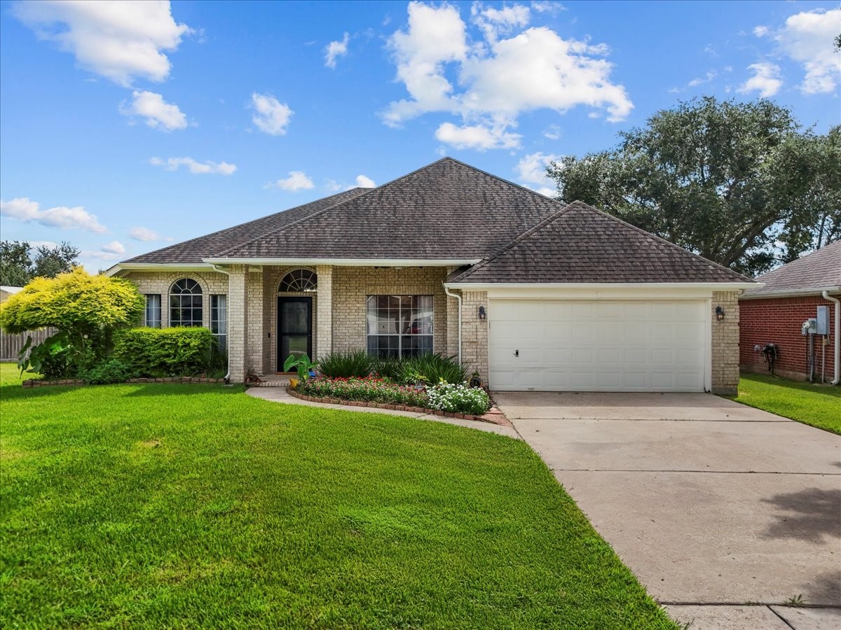 3925 Larkspur Street Alvin TX 77511