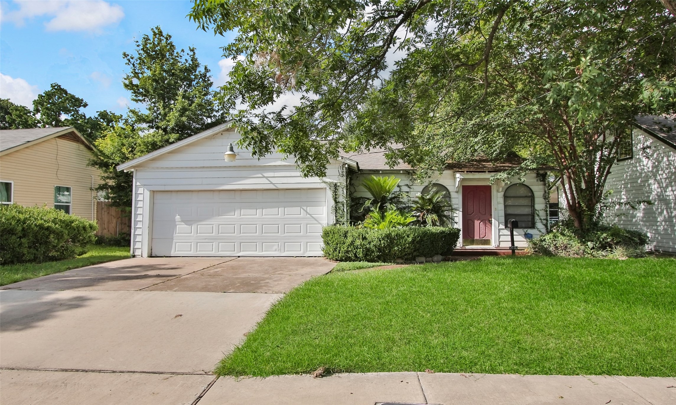 5637 Truett Street Houston TX 77023