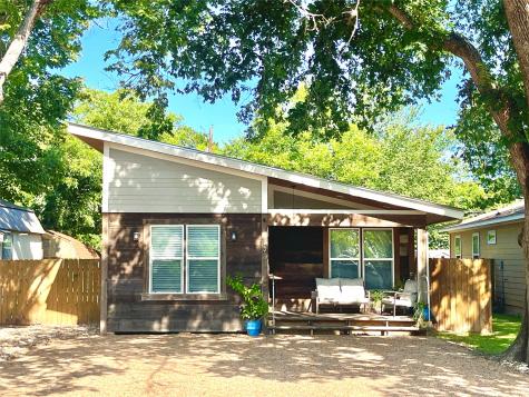 403 San Jacinto Street Smithville TX 78957